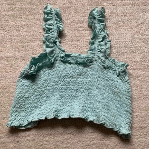 True Craft Crop Top Size S Tank Green Smocked Ruffle Summer Vacation Party Beach - Picture 2 of 6